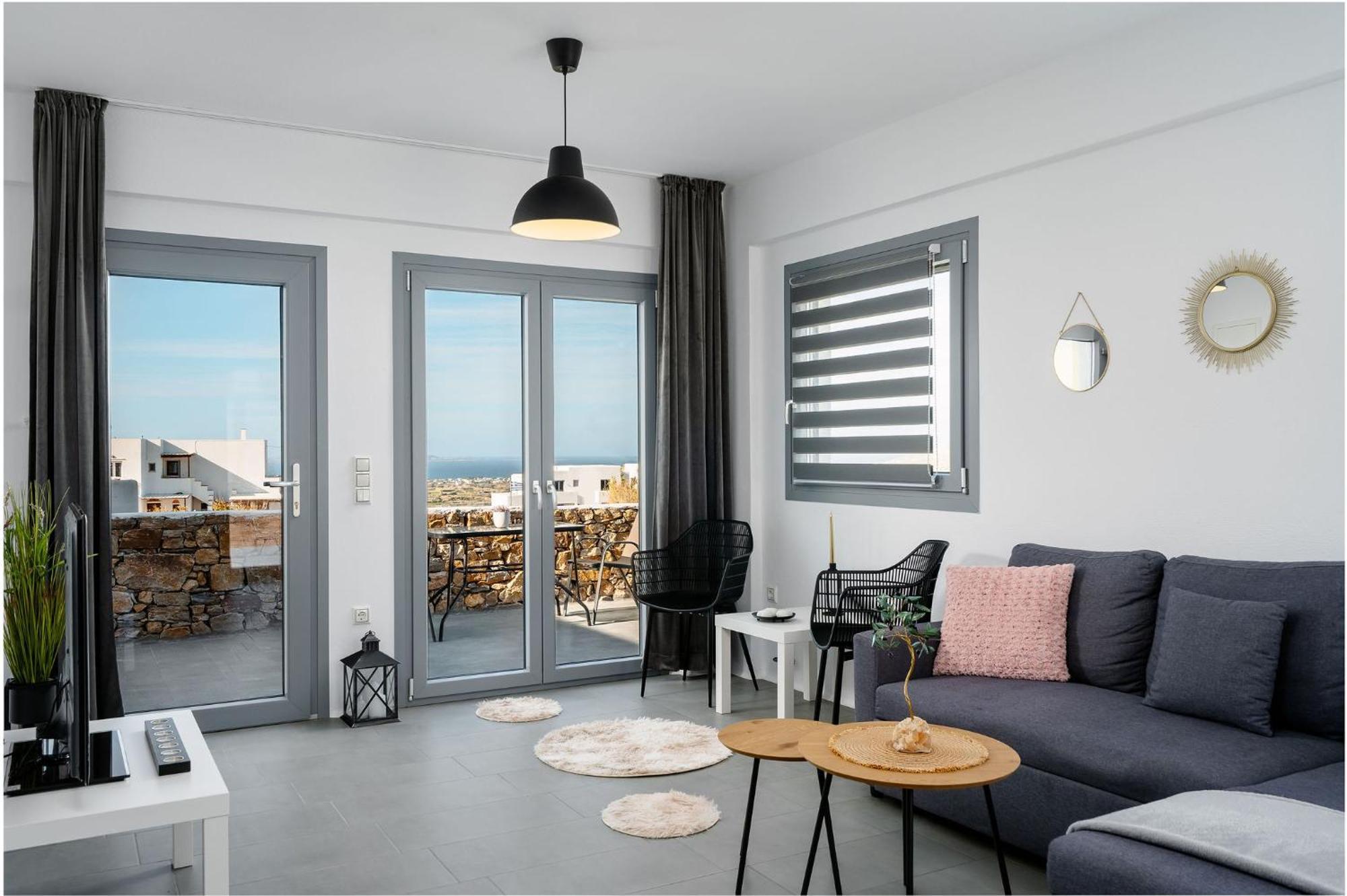 Celestial Sunset Apartment Galanado