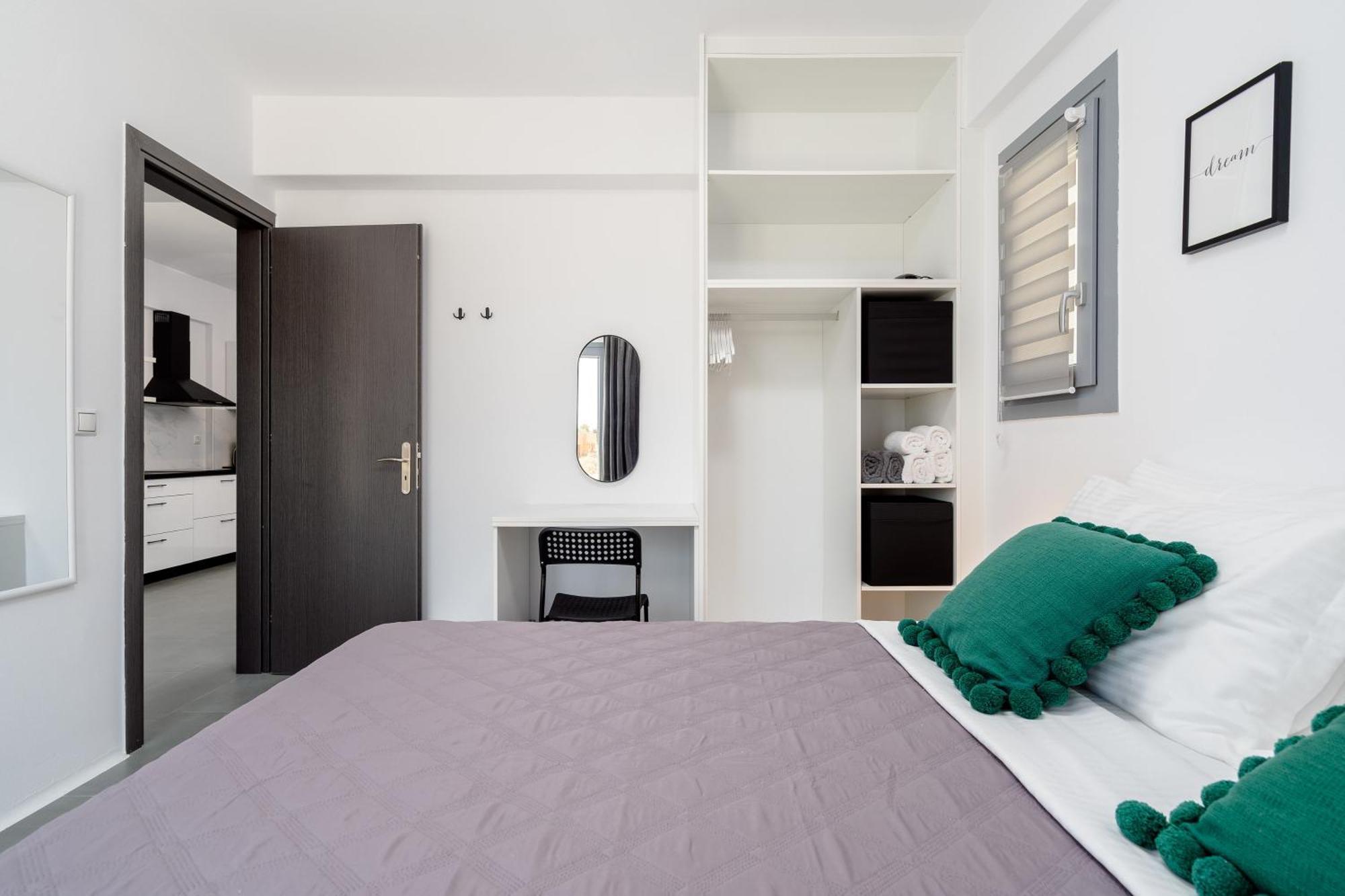Celestial Sunset Apartment *